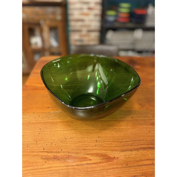 Vintage Vereco France ~Emerald Green Glass Serving/Salad Bowl ~Tempered Glass - Picture 2 of 10
